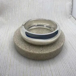 Hinged Bangle - Wide (S)
