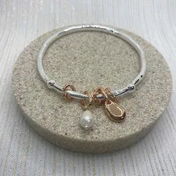 Bangle w Charms (S/R)