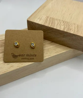 CZ Studs - Round (G)